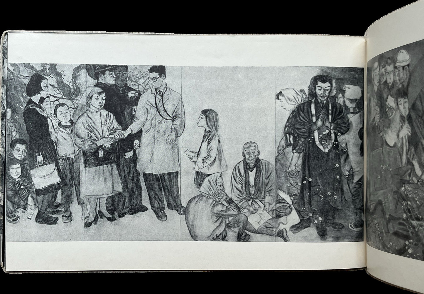 The Hiroshima Panels reproduced across a double spread in the 1959 Moscow catalogue